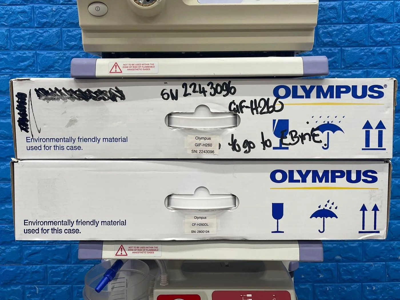 OLYMPUS Endoscopy Tower CV-260SL with CLV-260SL complete with Gastroscope and Colonoscope - 3