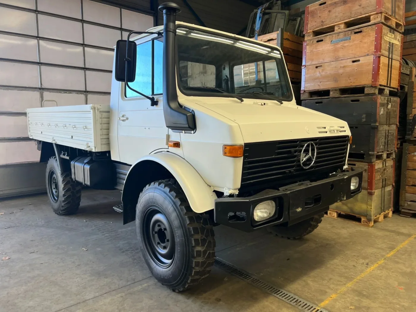 Unimog U 1300 L - 1