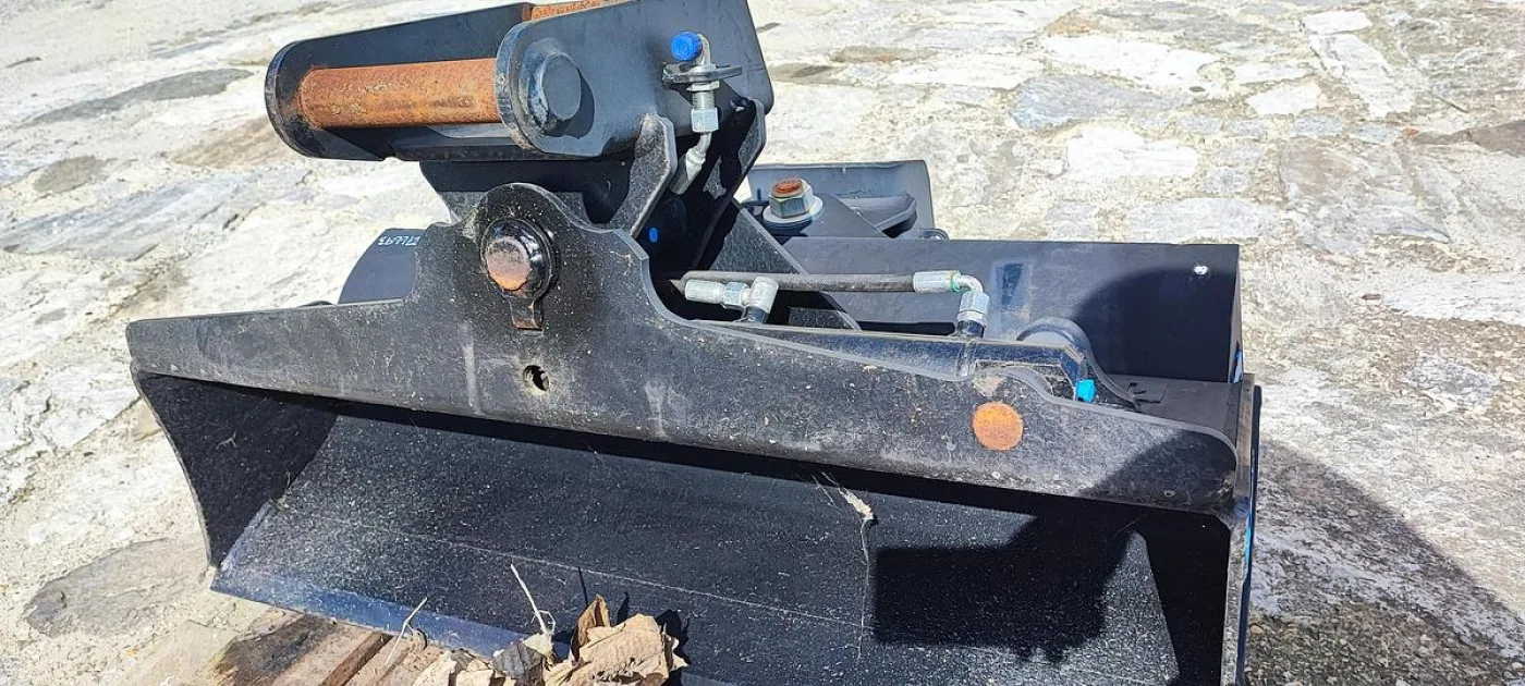 HS Schoch hydraulischer Böschungslöffel - 2