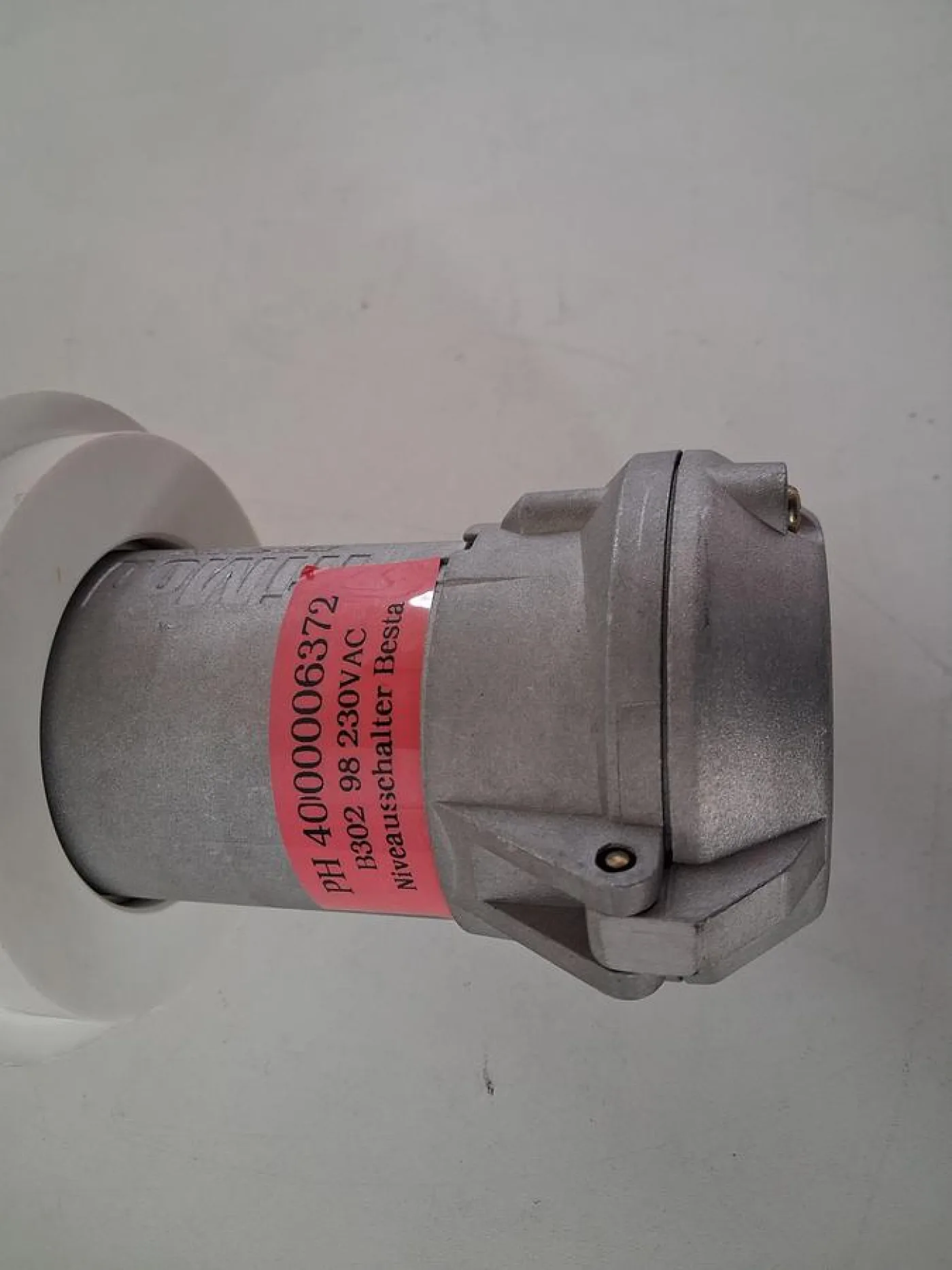 BESTA TriMod Niveauschalter Typ D7 - 4