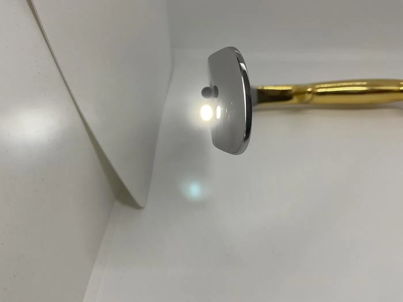 GB Medical LED Light Source - 4