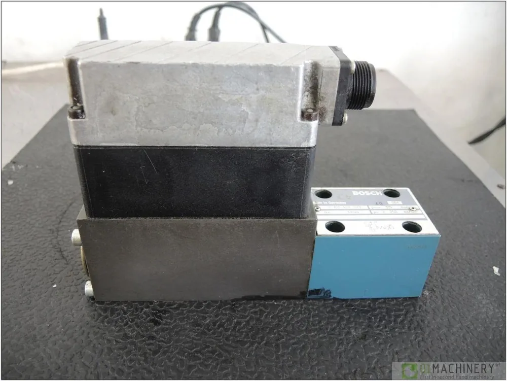 BOSCH 0 811 402 073 AI2993