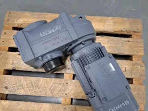 SEW Eurodrive Getriebemotor FH67DRS90L4BE2