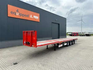 new and unused Heavy-Duty flatbed / 690cm extendable / steering axle / lift axle / twistlocks / timberstakes / NL-trailer / APK: 04-2027