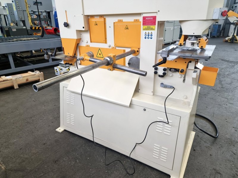 Profilstahlschere HYD 110 A