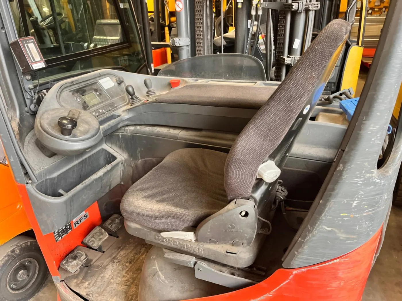 Linde R12B- 01 - 5