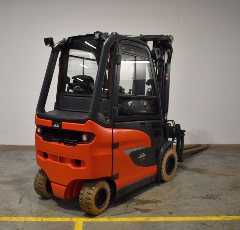 Frontstapler Linde E 30/600 H 1252 (2023)