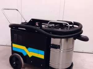 ASPIRATORE CON SACCA FILTRO