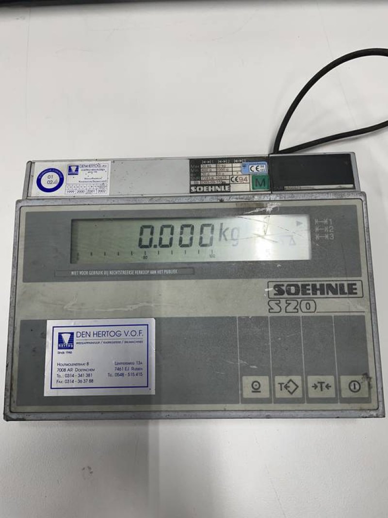 Scales Prior/Soehle