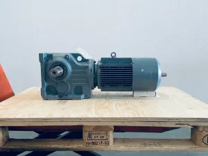 SEW Getriebemotor K77 DV112M4/BMG/HR/TF/ASB8