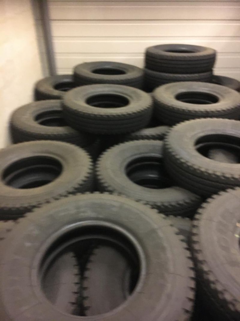 Pirelli 10.00R20 G85