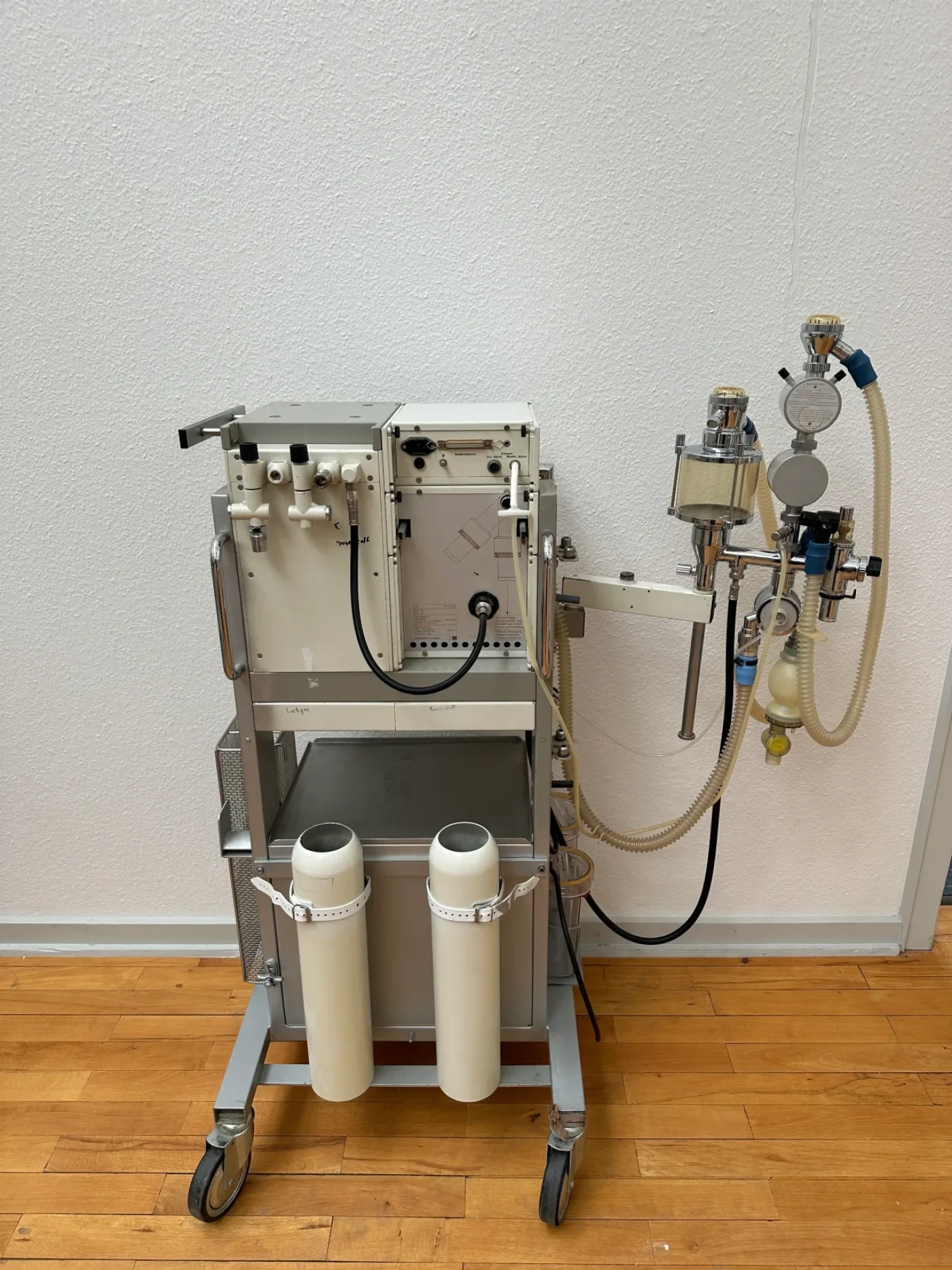 Dräger Sulla 800 V Narkosebeatmungsgerät - 7