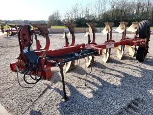 2002 Gregoire Besson HRPB7 6 (5+1) Furrow On-Land/In-Furrow Plough