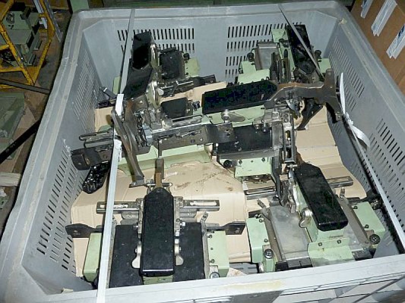 68x Center Tuckers TLL 110- 120 D1 and D2-11000-B