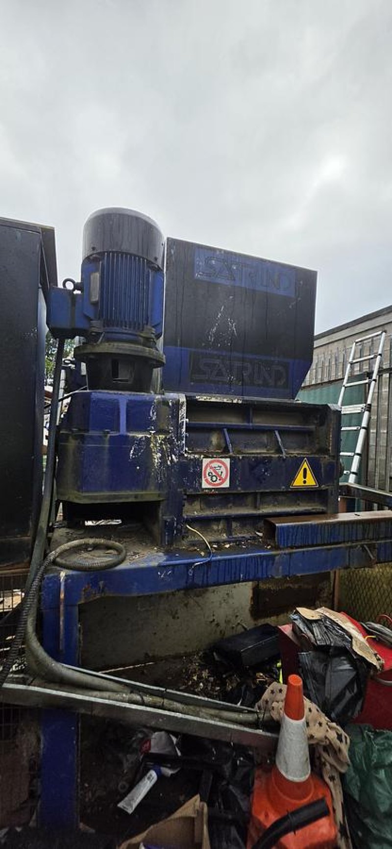 2004 Satrind Tech K7/30 Three-Shaft Shredder