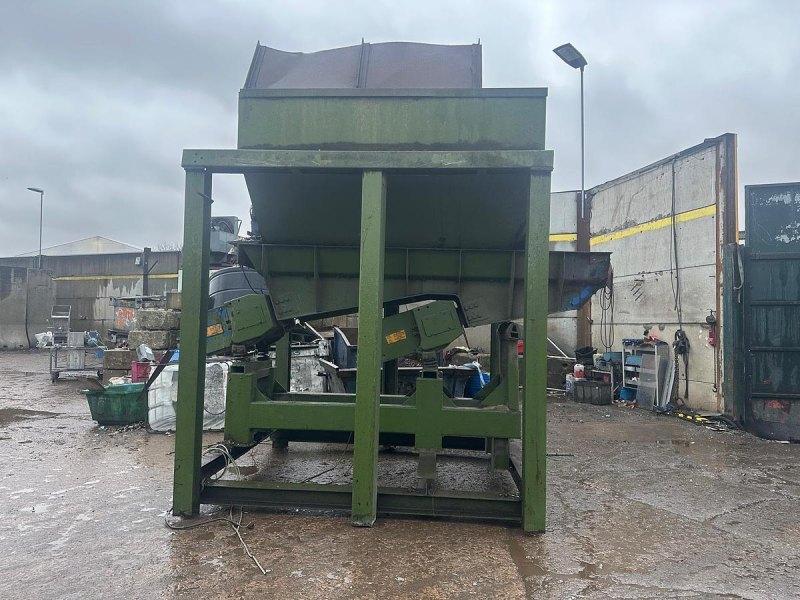 2001 Locker Industries SFH Super Feeder
