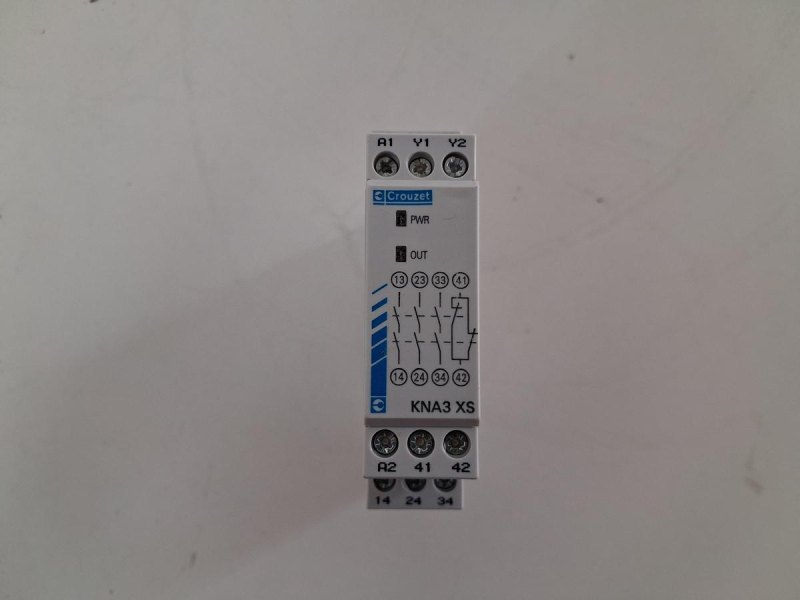 Crouzet KNA3 XS Sicherheitsrelais 24 V AC/DC