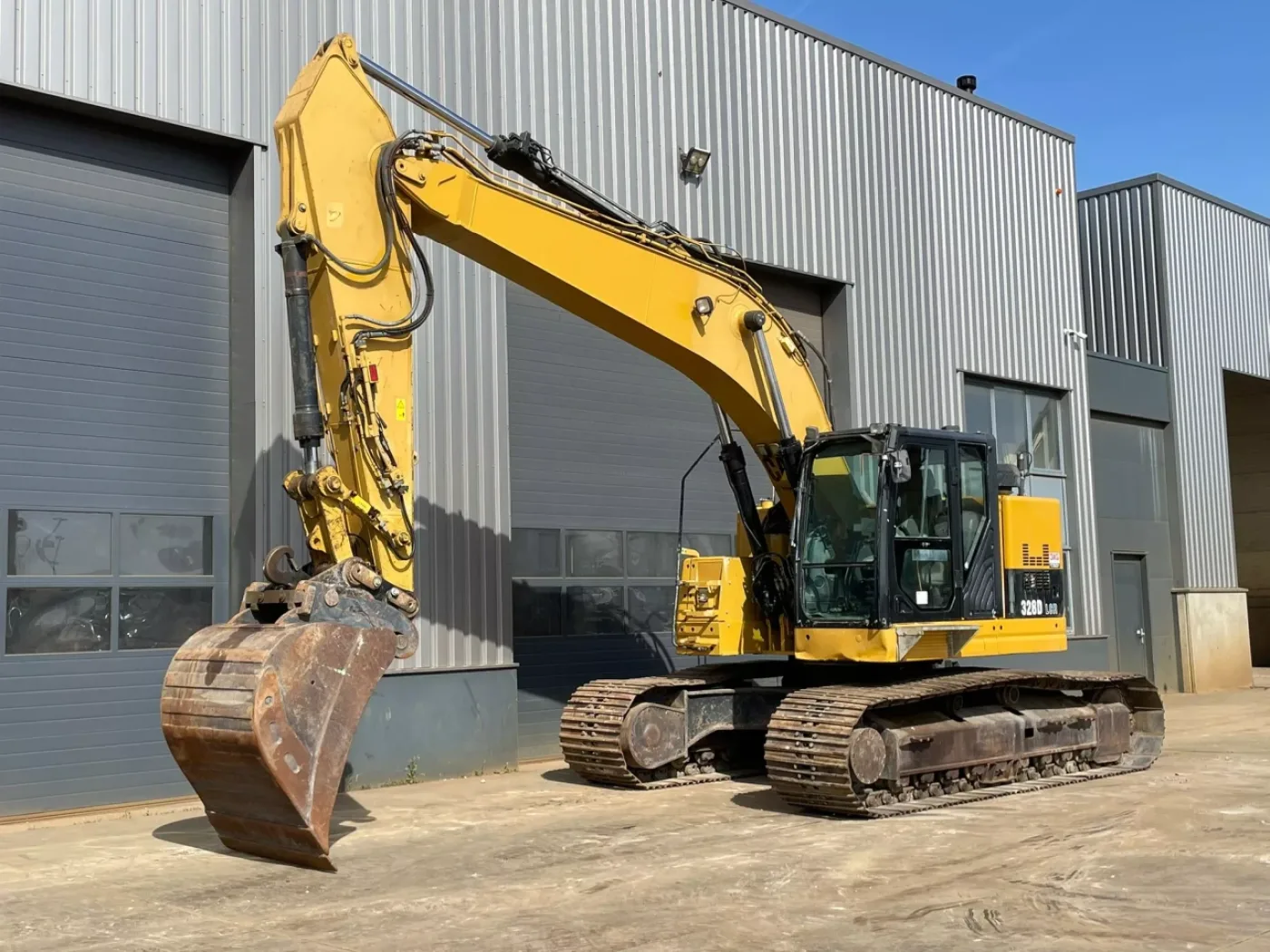 Caterpillar 328D - 2
