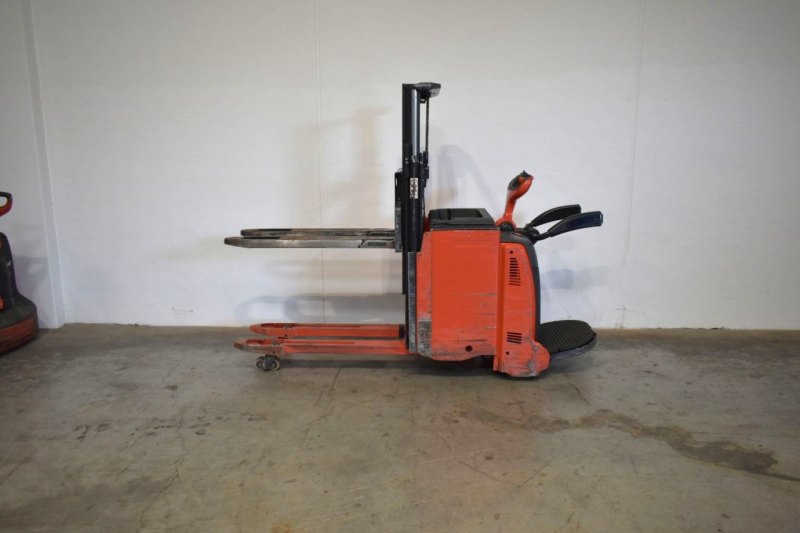 Hochhubwagen Linde D 14 AP 133 (2020)