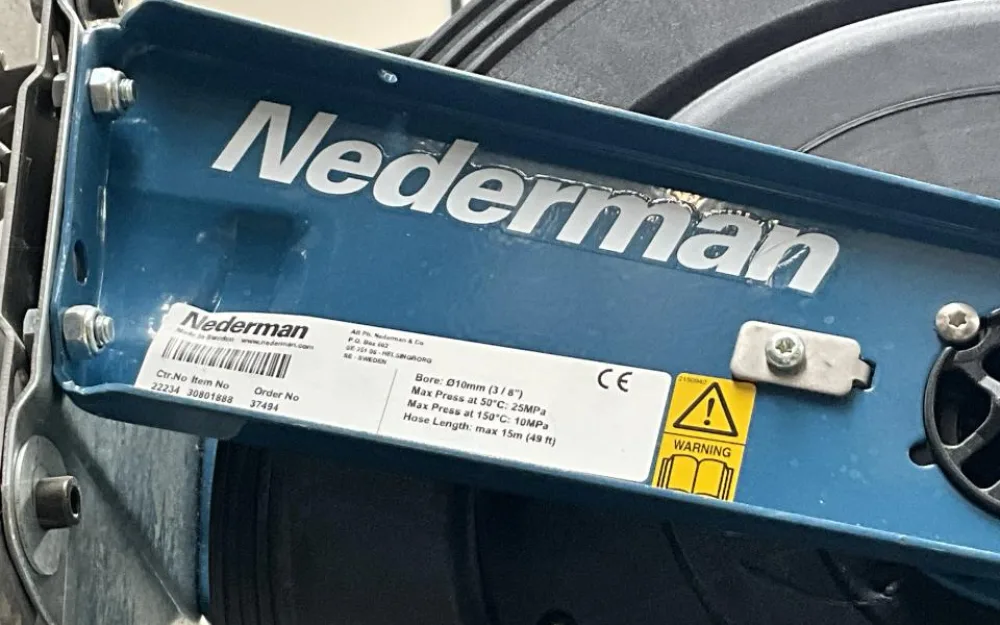 Nederman Nederman Hose Reel and Prevost Air Line Reel on Stand