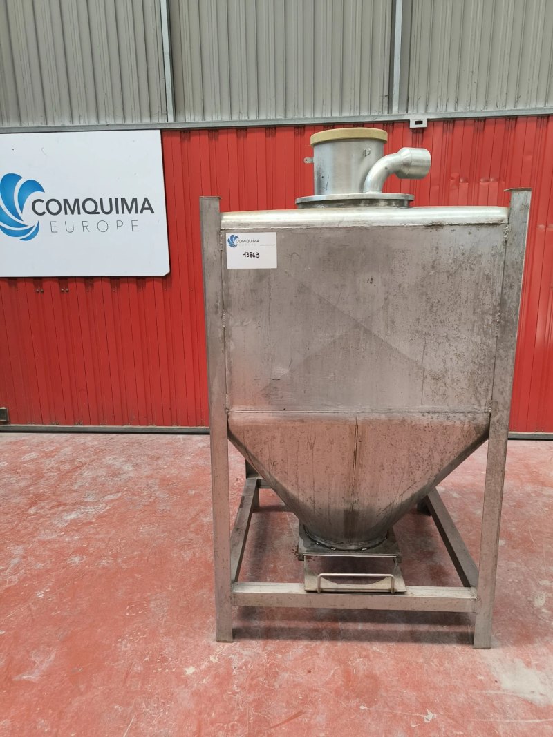 STAINLESS STEEL SQUARE TANK 1,000 LITRES