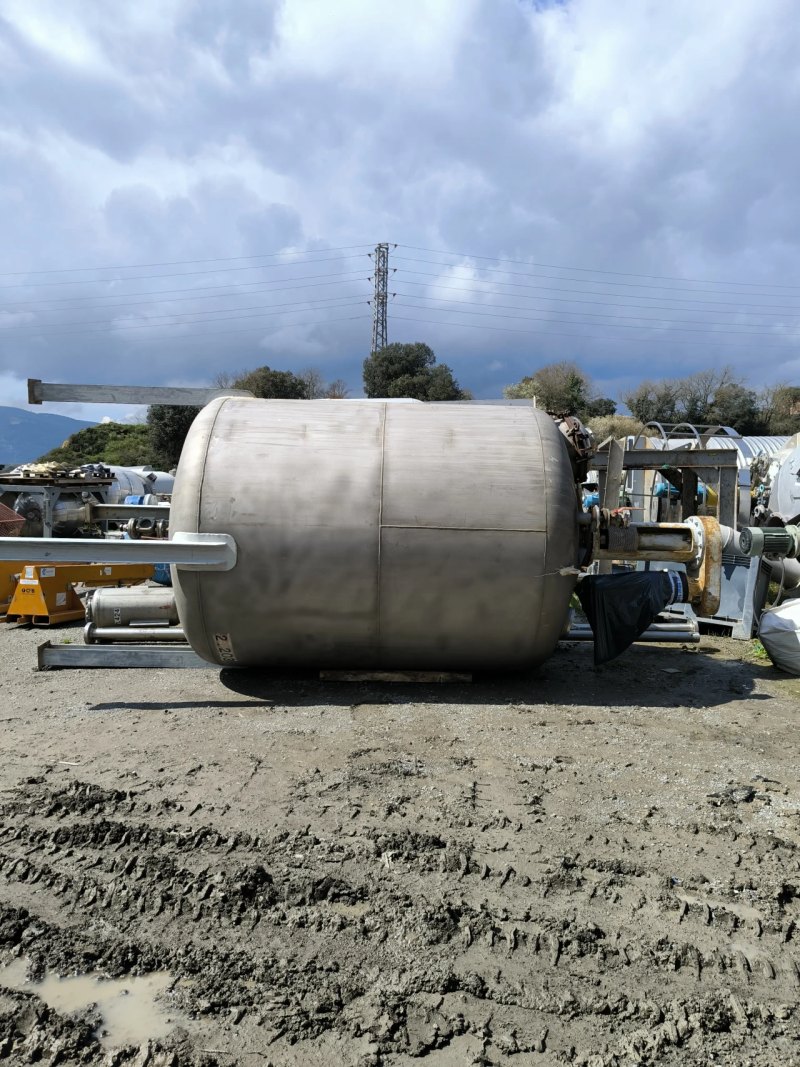 STAINLESS STEEL TANK 316 WITH AGITATION 12.000 LITRES