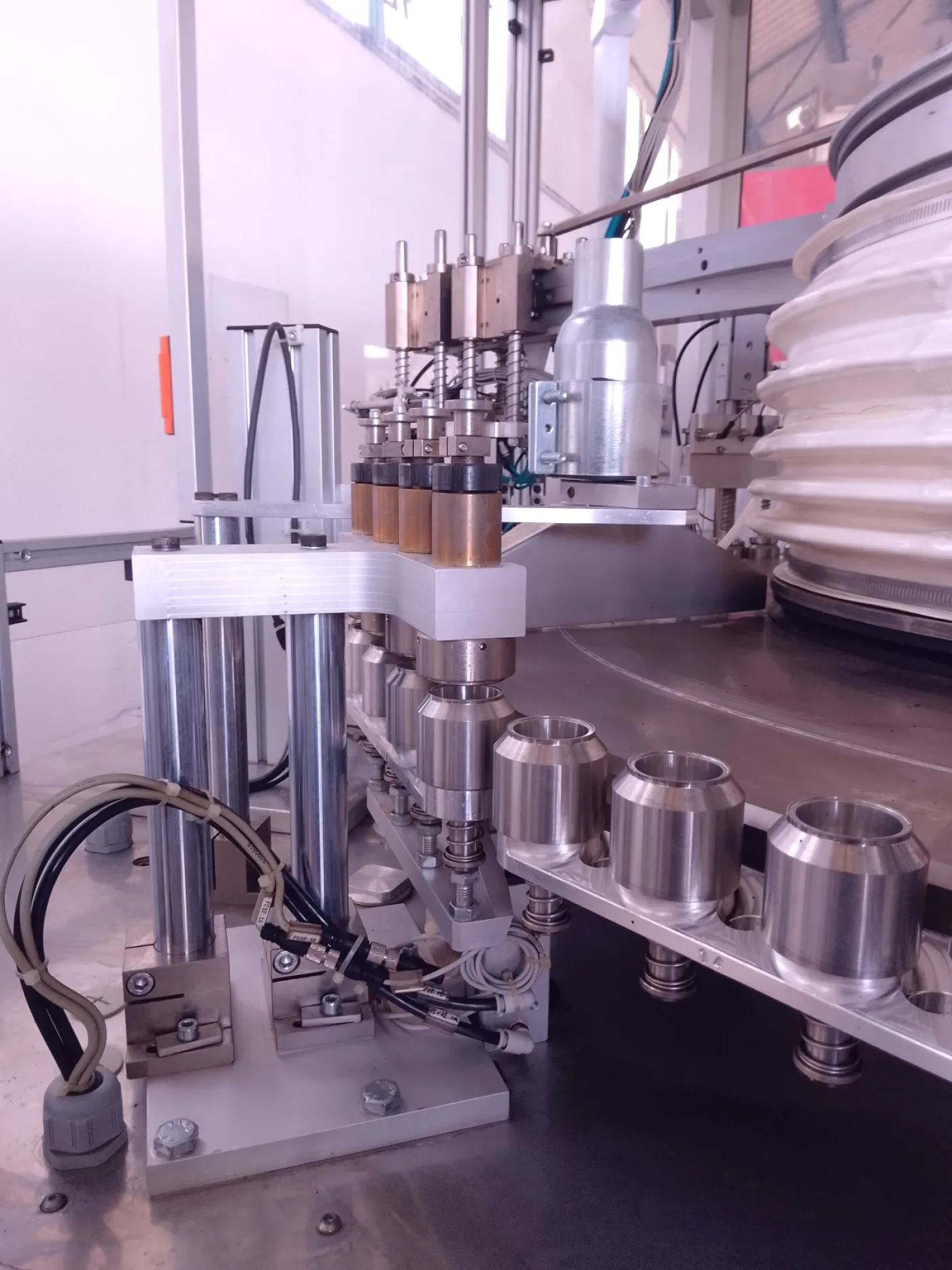 LINEA DI CONFEZIONAMENTO DI CAFFÈ IN CAPSULE – TECMES – MOD. MB 55 BR3 - 8