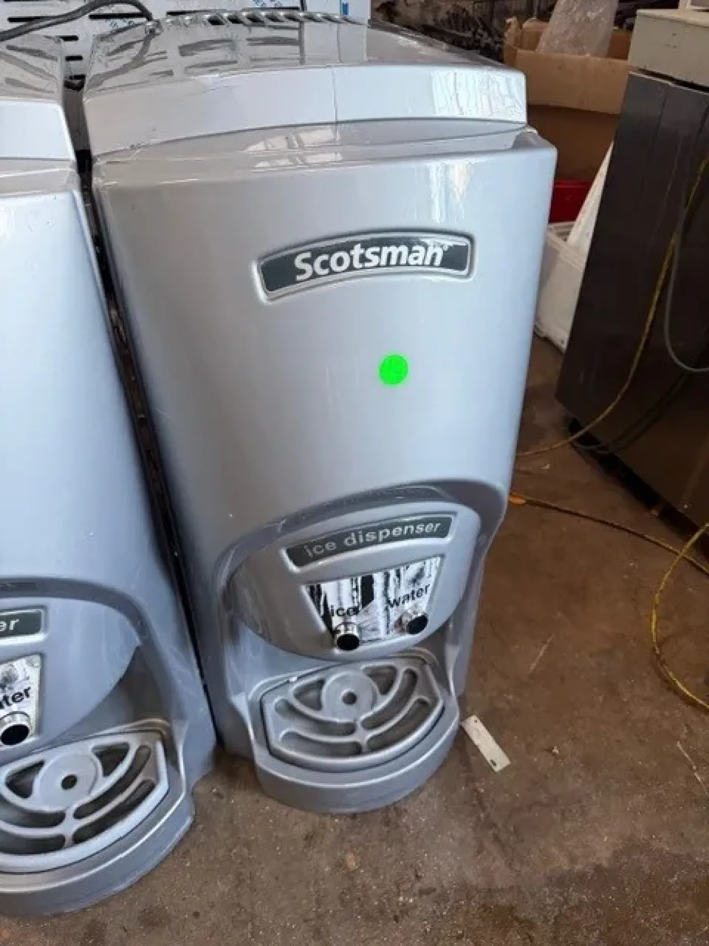 Scotsman Hands Free Ice Dispenser Model: TCL180-9, Refurbished fully working , few in stock - islandcatering - 4
