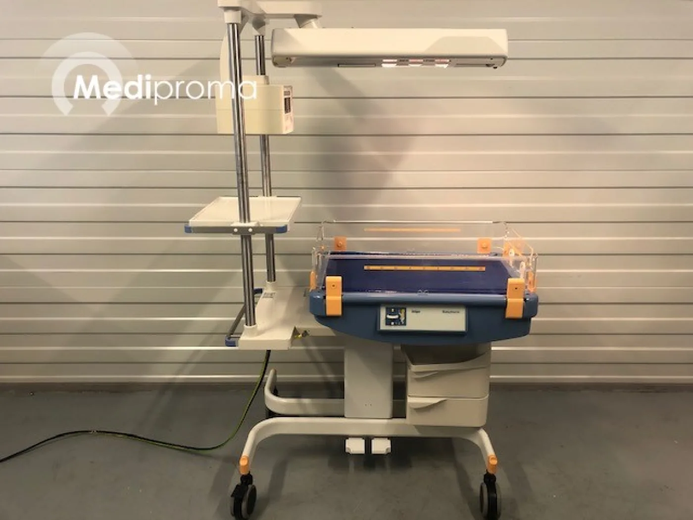 Dräger Babytherm 8010 Infant Warmer - 1