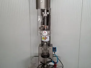 SEMIAUTOMATIC CORKING MACHINE MONTANARO F.LLI, FOR NATURAL CORK, 380 VOLT, SECOND-HAND MACHINE