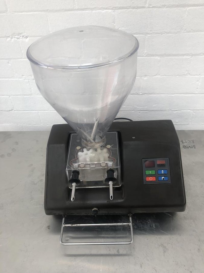 Mono Automatic Jammer, Hopper Slightly Cracked but usable No push Plate