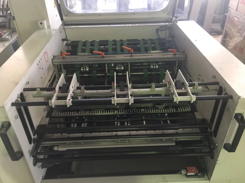 Palamides BA 700 salida apilador