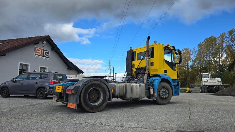 2016 IVECO Strallis 4x2 Sattelzugmaschine mit Kipphydraulik
