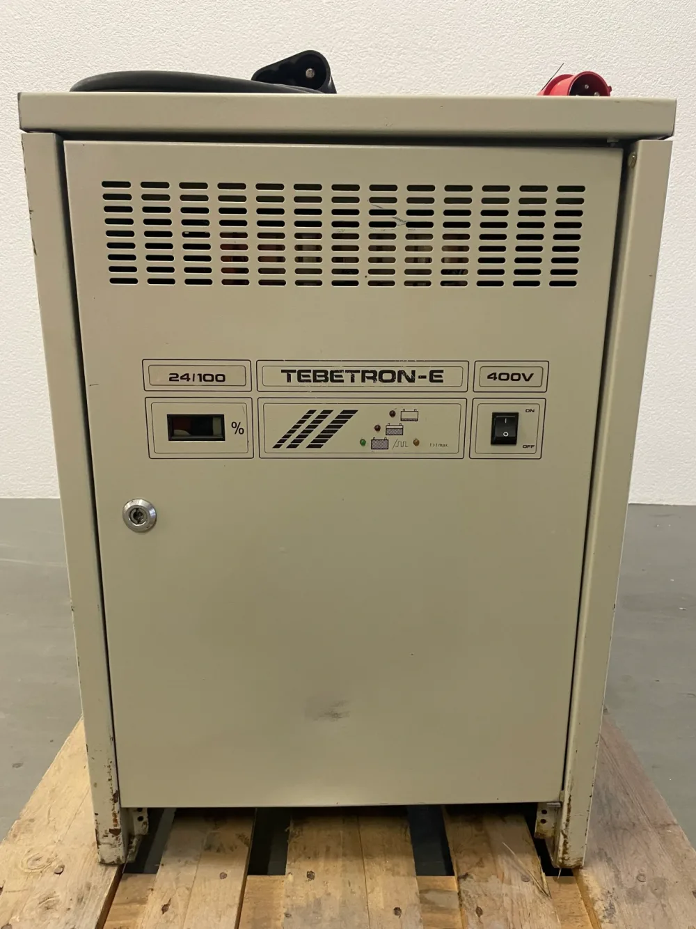 Tebetron G24/100 Batterieladegerät