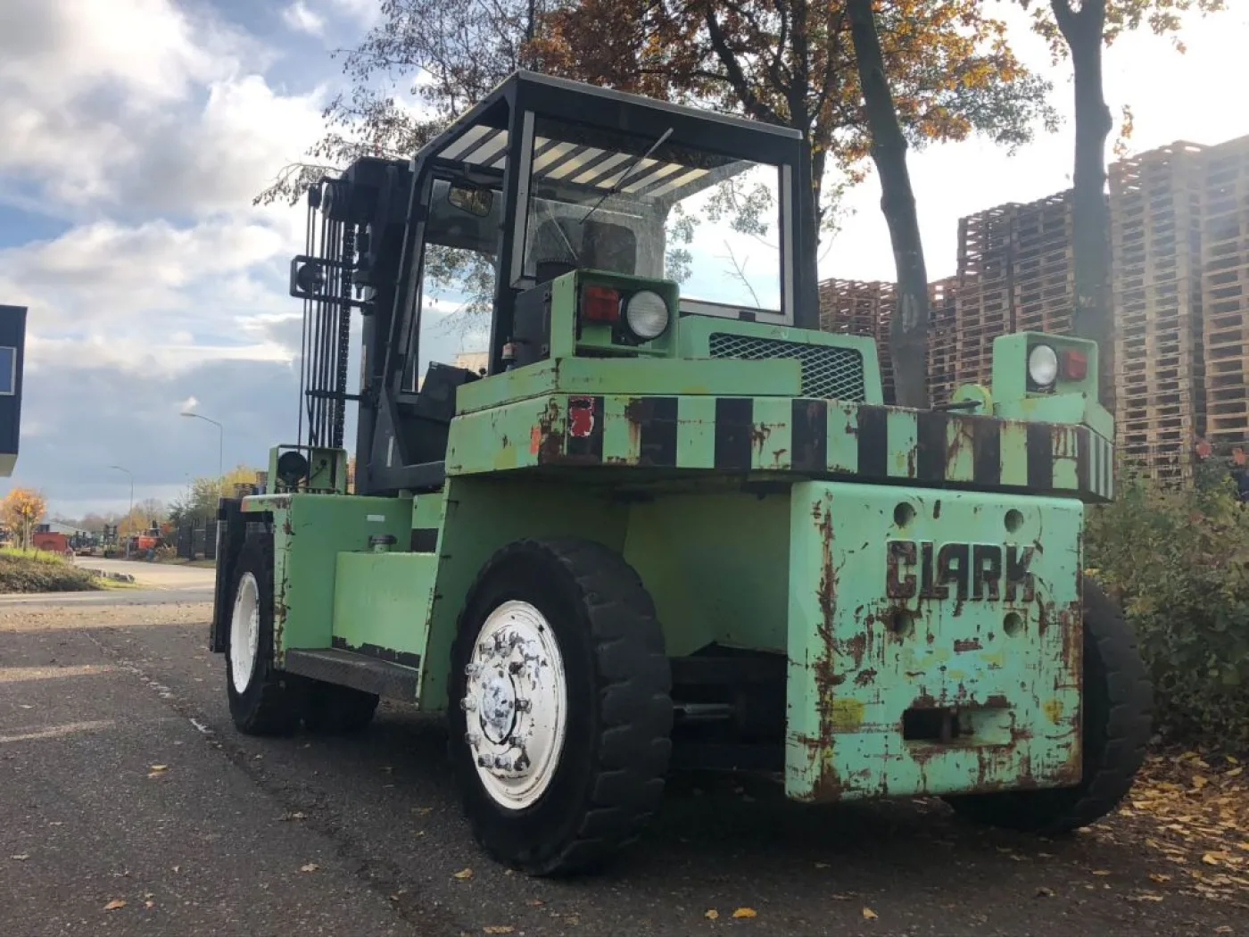 Clark DPL100 - 4