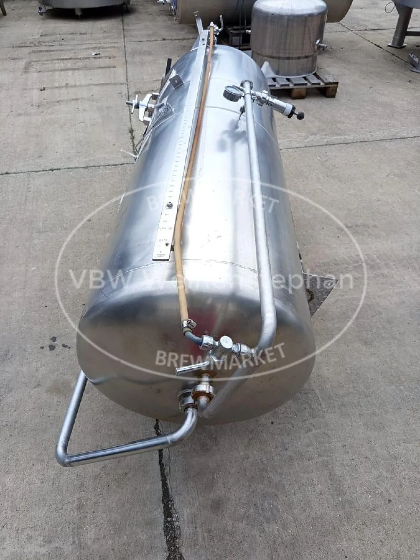 Pressure tank - 4