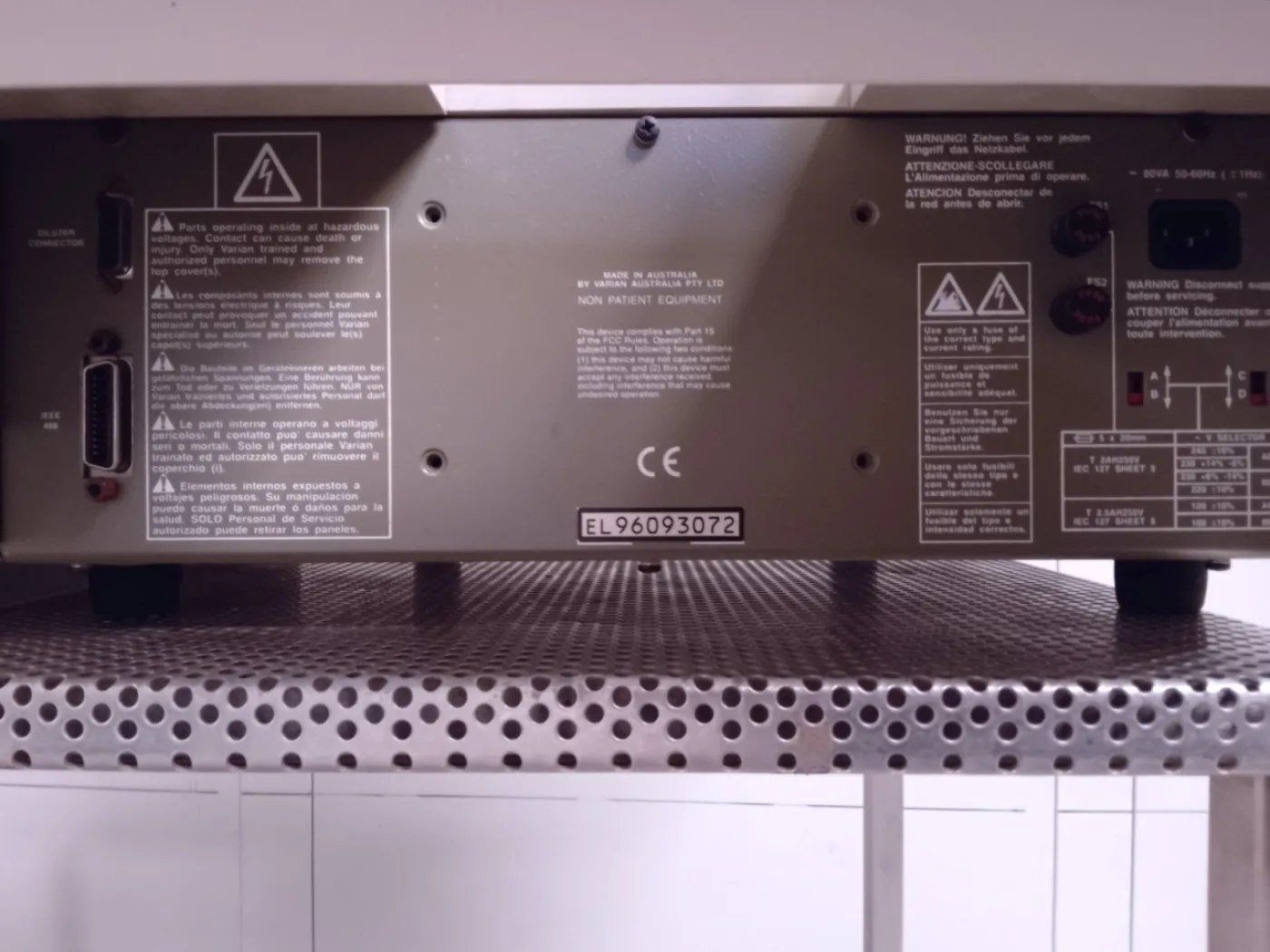 SPETTROMETRO AD ASSORBIMENTO ATOMICO – VARIAN – MOD.SPECTRAA-800 - 3