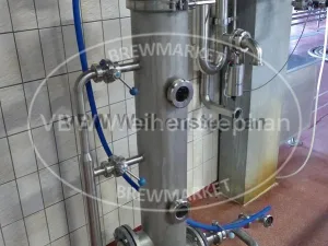 Dry hopping device