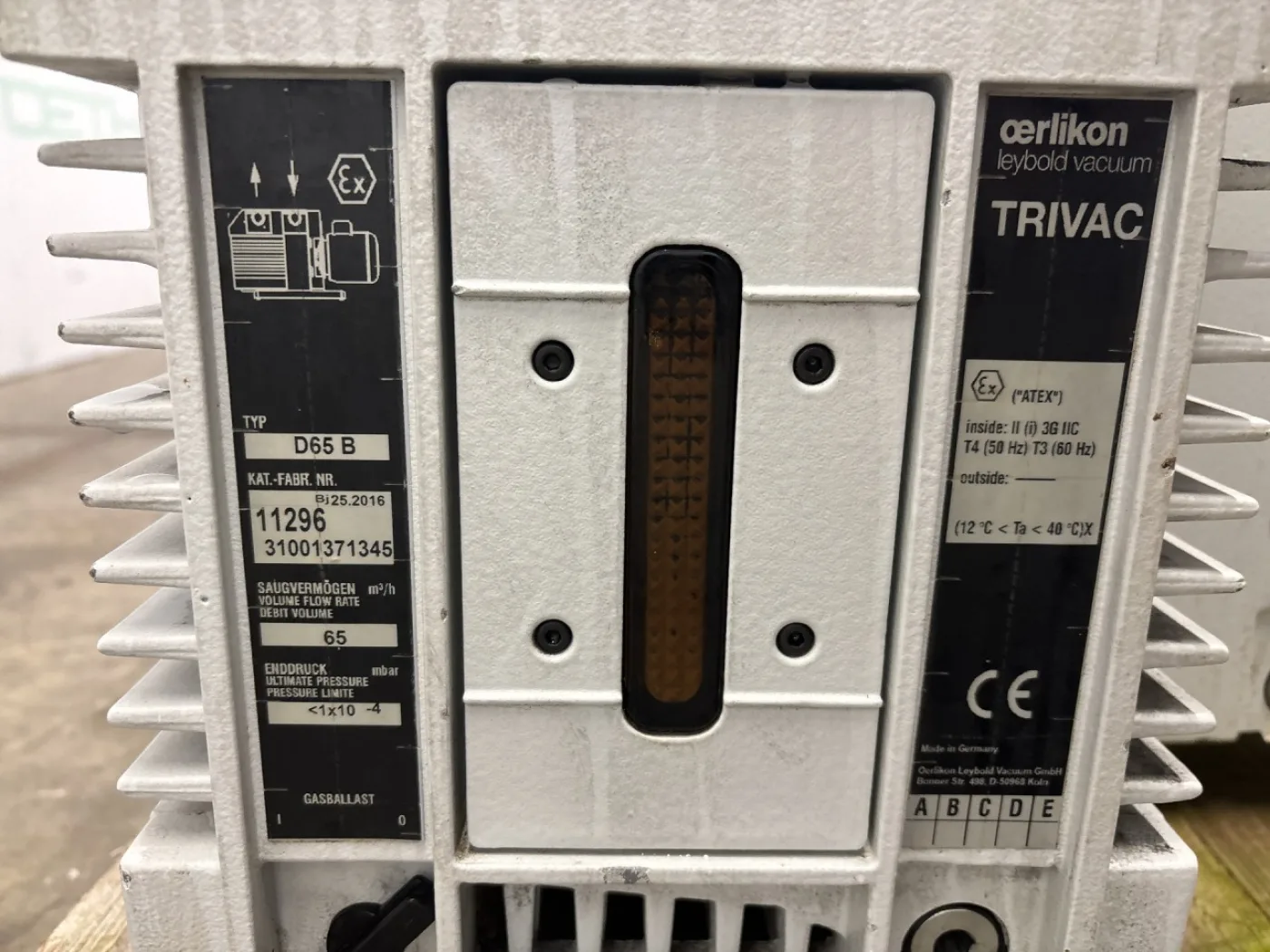 Trivac D65B (Ex) - Vacuum pump - 5