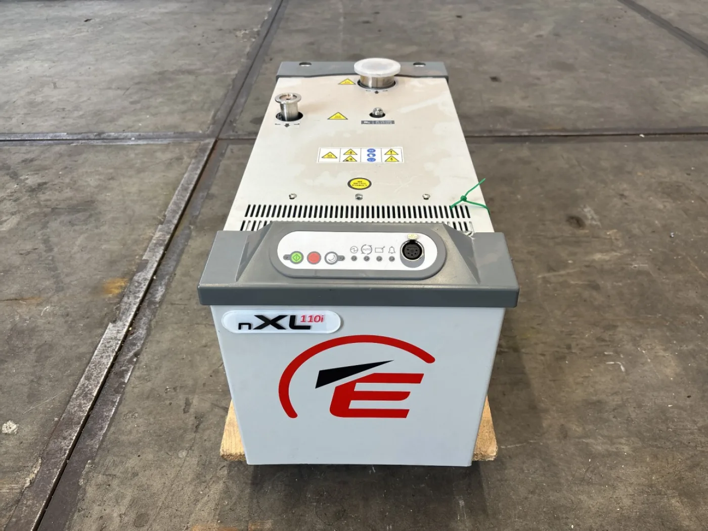 Edwards nXL 110i - Vacuum pump - 6