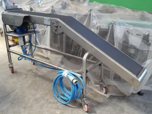 NASTRO TRASPORTATORE A TAPPARELLE MOTORIZZATO IN ACCIAIO INOX P.C.M. – MOD. NTB