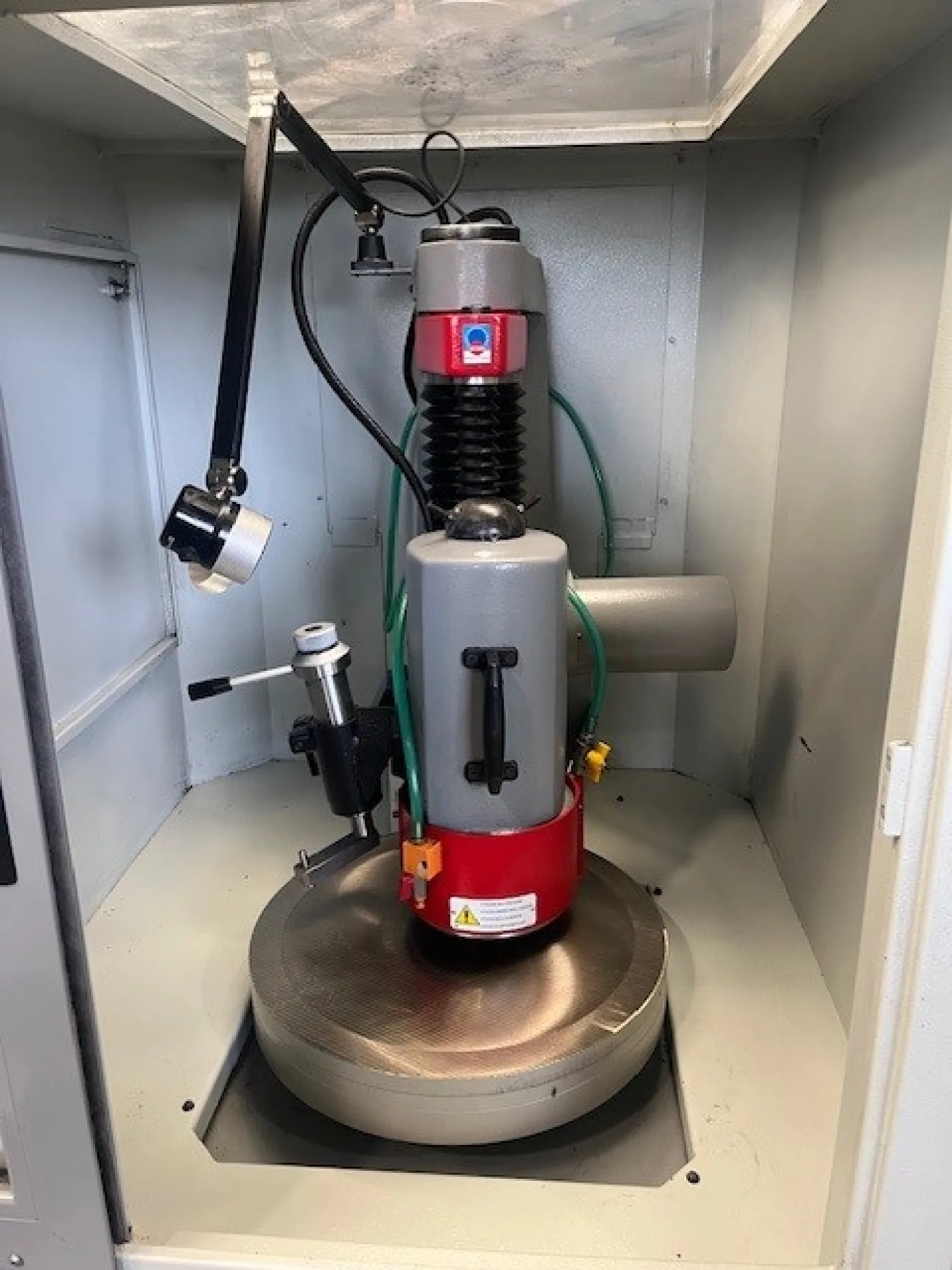 Surface Grinding Machine – DELTA LC500 - 2