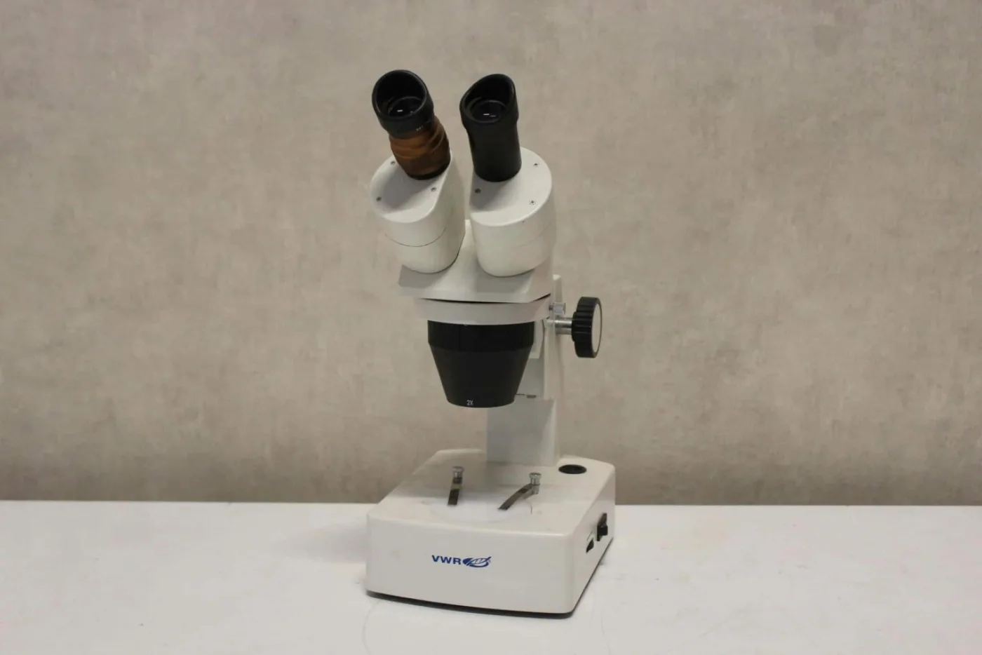 VWR STB 300 Stereomicroscoop - 1
