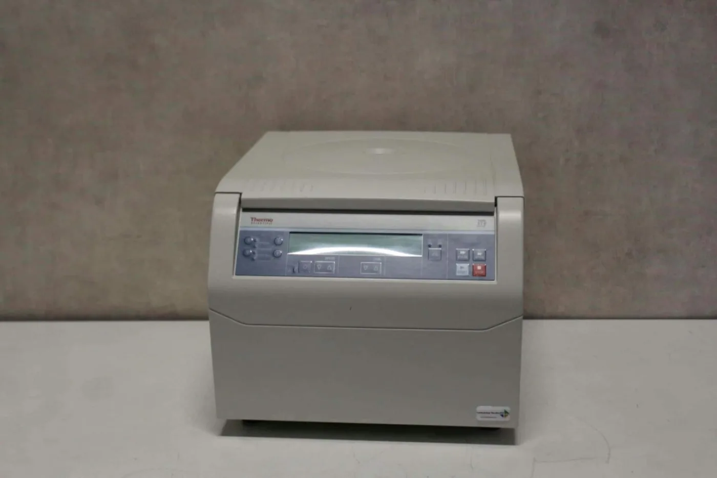 Thermo Sorvall ST 8 Centrifuge - 1