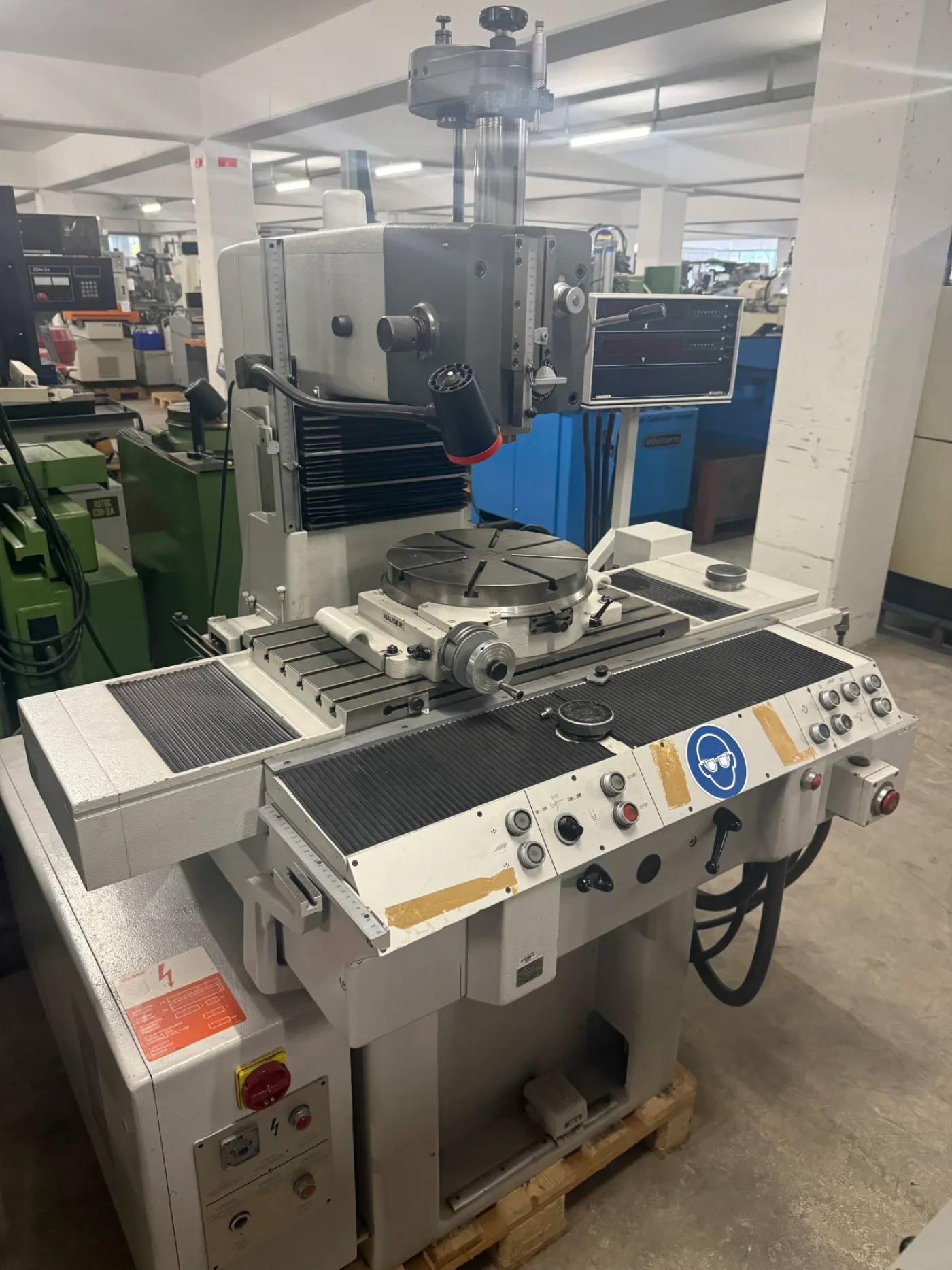 023403 - HAUSER 3 DR - 2