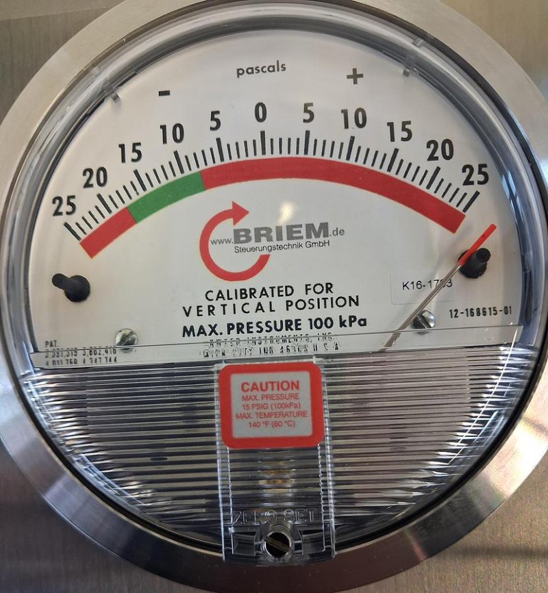 G. BRIEM Differenzdruckmanometer -25 bis +25 kPa