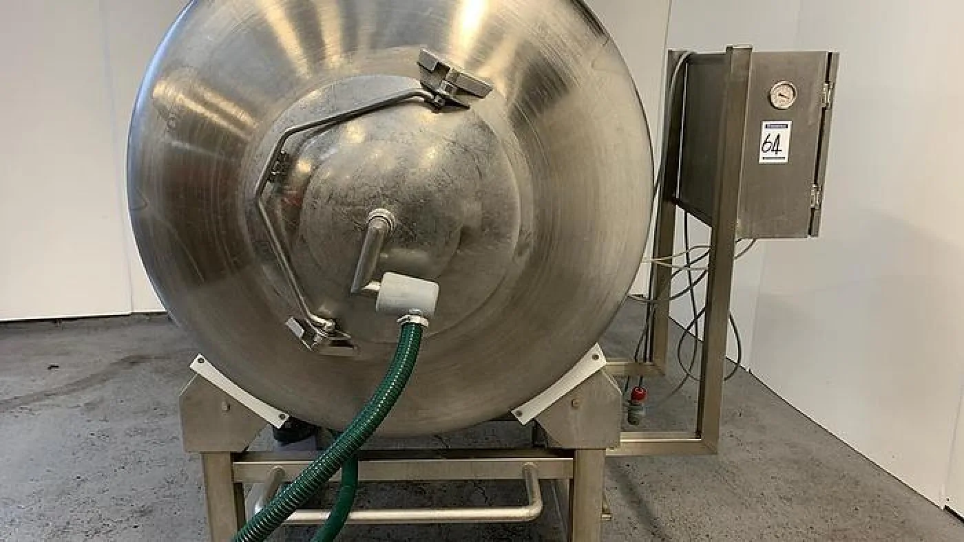 Vanguard Processing Equipment Ltd - 450ltr Vacuum Tumbler - 5