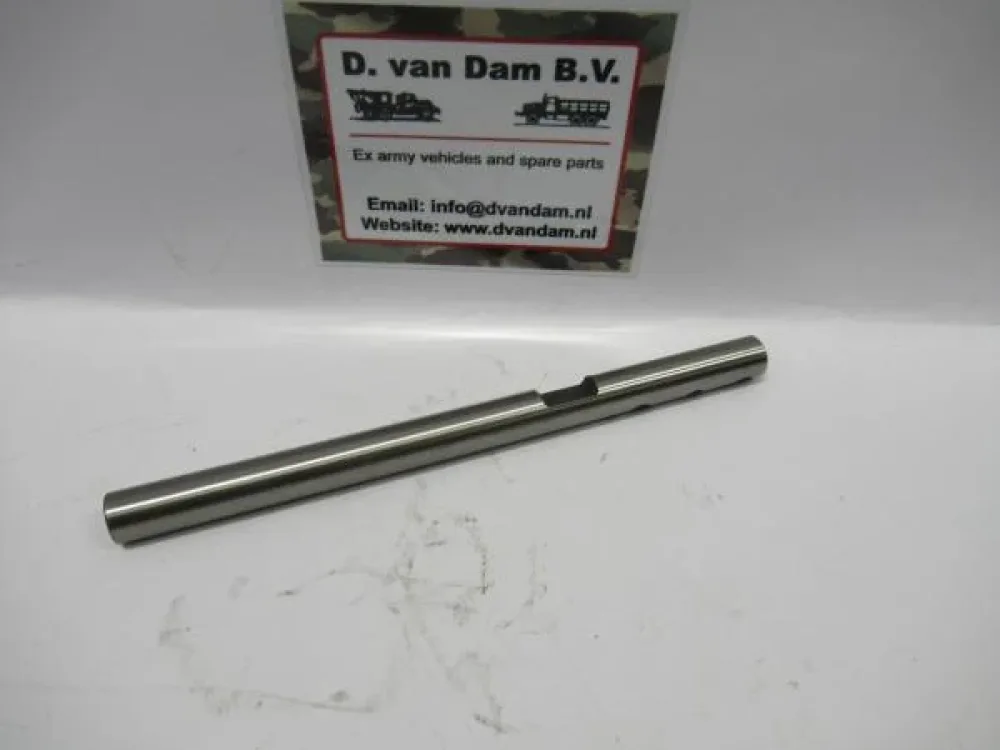 Schakelas achteruit & 1e versnelling T-84
