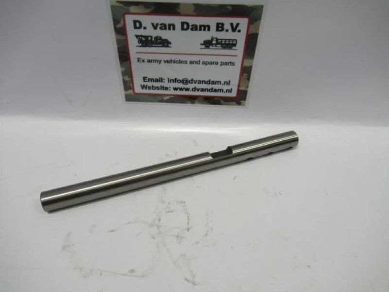 Schakelas achteruit & 1e versnelling T-84