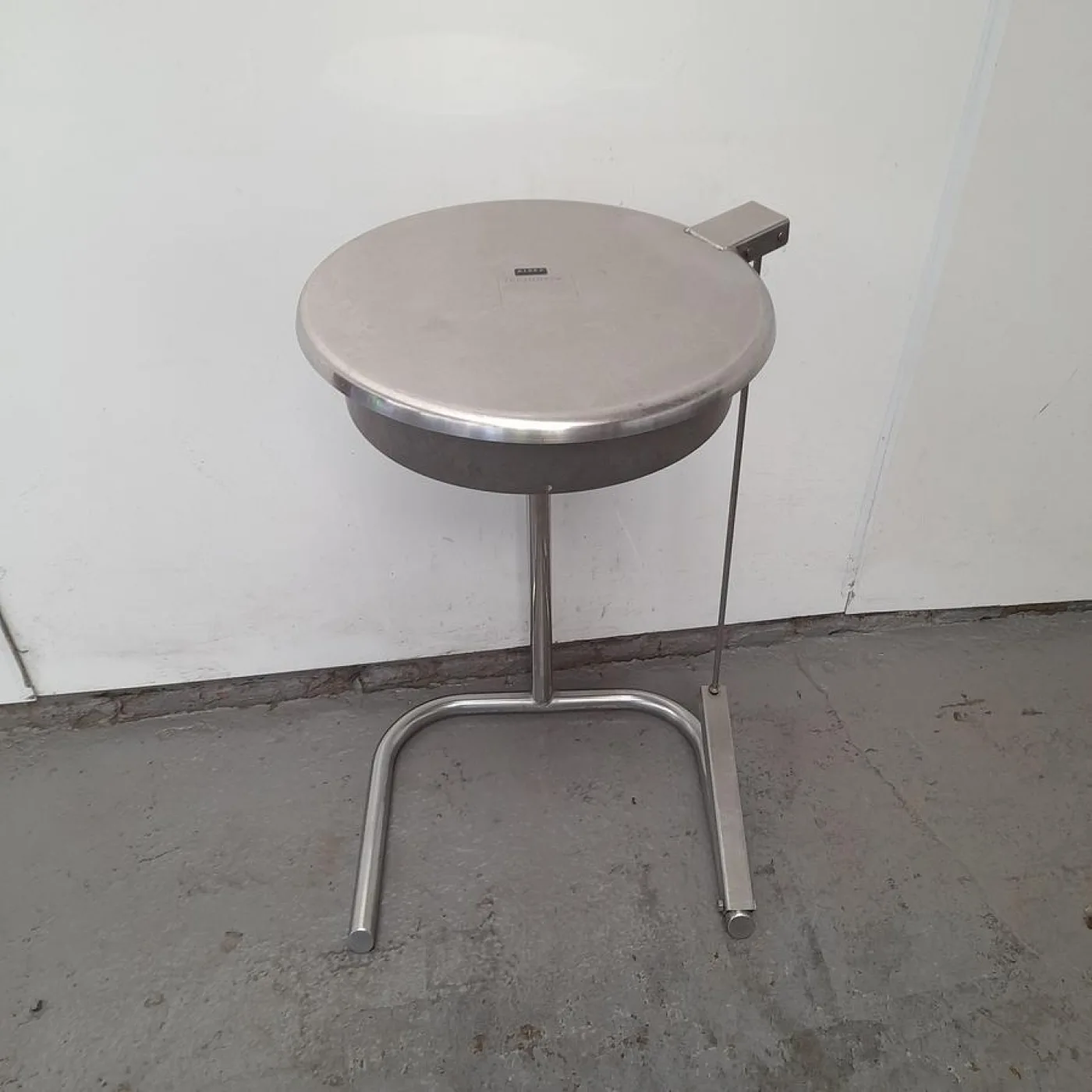 Stainless Steel Teknomek Bin Holder - 1